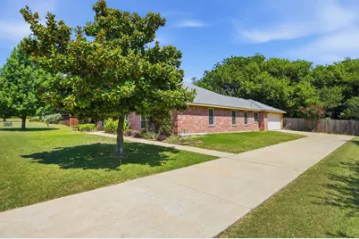 731 Hill Meadow Drive, Midlothian, TX 76065 - Photo 3