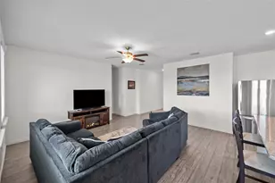 6912 Waterloo Ln, Fort Worth, TX 76179 - Photo 11