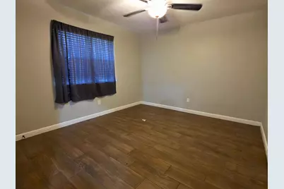 209 E Eller Avenue, Crowley, TX 76036 - Photo 13