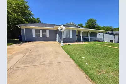 209 E Eller Avenue, Crowley, TX 76036 - Photo 1