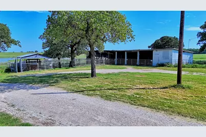 8752 Fm 1749, Sunset, TX 76270 - Photo 11