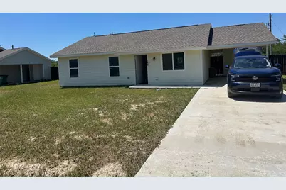 148 Bridlewood Lane, Bridgeport, TX 76426 - Photo 1