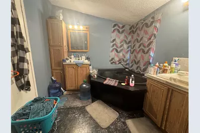 1614 Cole Road, Bellmead, TX 76705 - Photo 17