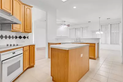 6849 Shoreway Drive, Grand Prairie, TX 75054 - Photo 13