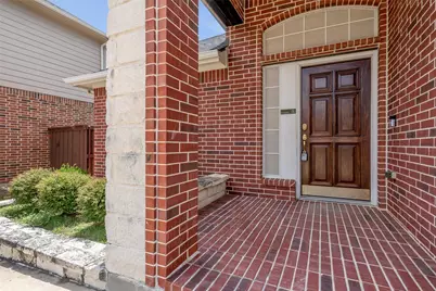 6849 Shoreway Drive, Grand Prairie, TX 75054 - Photo 3