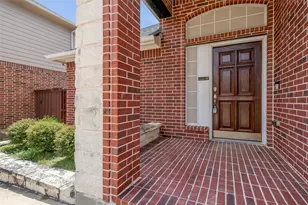 6849 Shoreway Dr, Grand Prairie, TX 75054 - Photo 3