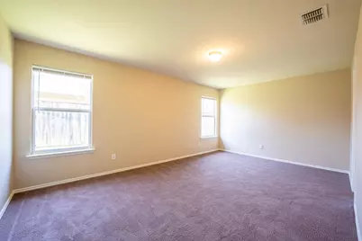 4642 Elm Point Drive, Balch Springs, TX 75180 - Photo 7