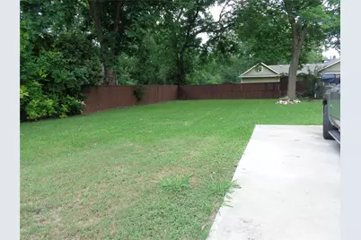 301 S 4th Street, Grandview, TX 76050 - Photo 17