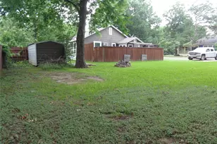 301 S 4th St, Grandview, TX 76050 - Photo 15
