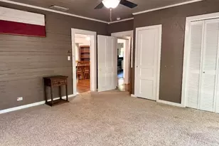 301 S 4th St, Grandview, TX 76050 - Photo 9