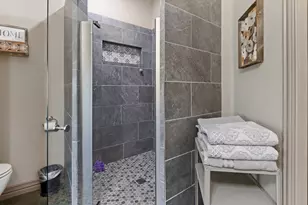 211 N Beverly Dr, Malakoff, TX 75148 - Photo 25