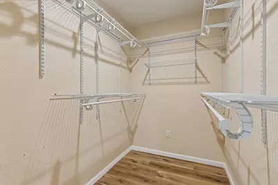 4812 Hollowbrook Road, Fort Worth, TX 76103 - Photo 15