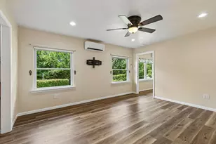 4812 Hollowbrook Rd, Fort Worth, TX 76103 - Photo 13
