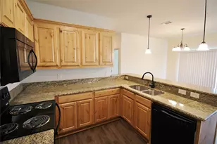 112 Bridle Ct, Mabank, TX 75143 - Photo 11