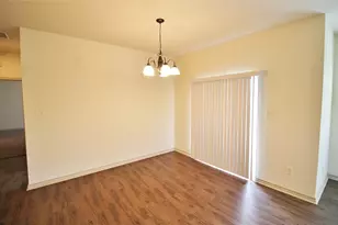 112 Bridle Ct, Mabank, TX 75143 - Photo 7