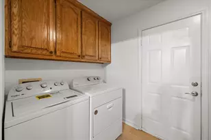 1209 W 3rd Ave, Corsicana, TX 75110 - Photo 29
