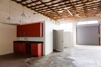 3004 Commerce Street, Dallas, TX 75226 - Photo 3