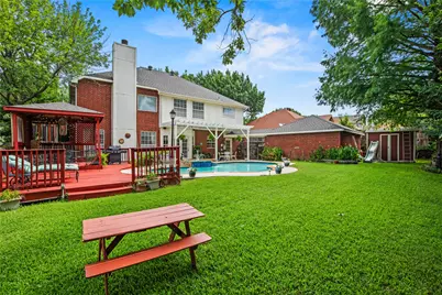 7604 Oak Knoll Drive, North Richland Hills, TX 76182 - Photo 9