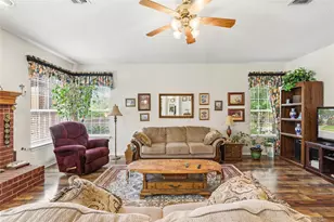 7604 Oak Knoll Dr, North Richland Hills, TX 76182 - Photo 15