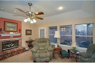 3112 Fairfield Drive, Grand Prairie, TX 75052 - Photo 5
