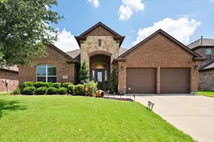 2919 Ladoga Dr, Grand Prairie, TX 75054 - Photo 1