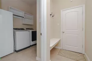 6928 Sarria, Grand Prairie, TX 75054 - Photo 19