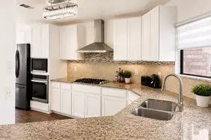 503 Sierra Blanca Pass, Irving, TX 75063 - Photo 5