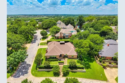 1908 Lakehill Court, Arlington, TX 76012 - Photo 3