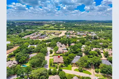 1908 Lakehill Court, Arlington, TX 76012 - Photo 39