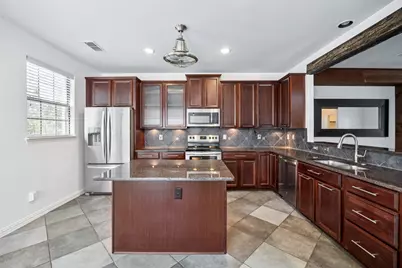 1503 Biltmore Lane, Irving, TX 75063 - Photo 7