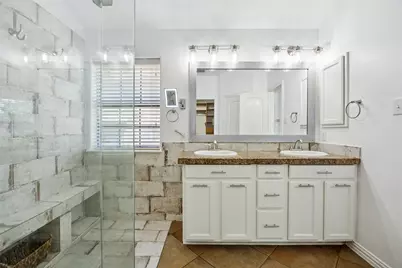 1503 Biltmore Lane, Irving, TX 75063 - Photo 19