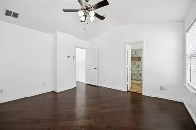 1503 Biltmore Lane, Irving, TX 75063 - Photo 23