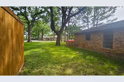 1908 Westridge Street, Denton, TX 76205 - Photo 39