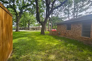 1908 Westridge St, Denton, TX 76205 - Photo 39
