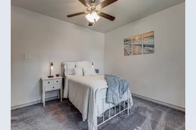 203 Pueblo Drive, Lake Kiowa, TX 76240 - Photo 23