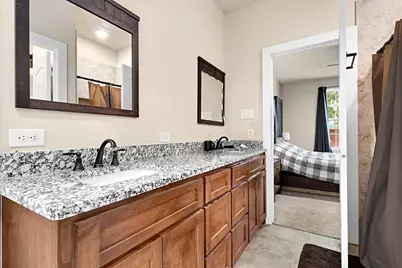 540 E Main Street, Pilot Point, TX 76258 - Photo 23