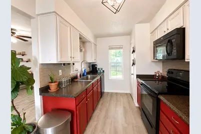 404 S Old Mansfield Road, Keene, TX 76059 - Photo 9