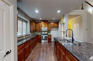 952 Tara Dr, Burleson, TX 76028 - Photo 9