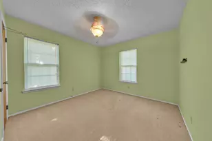 301 Dee Ln, Arlington, TX 76011 - Photo 19