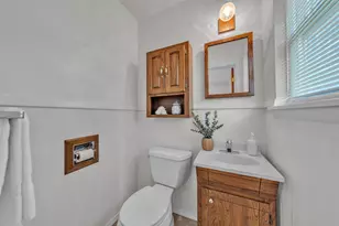 301 Dee Ln, Arlington, TX 76011 - Photo 17