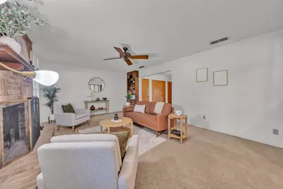 301 Dee Lane, Arlington, TX 76011 - Photo 5