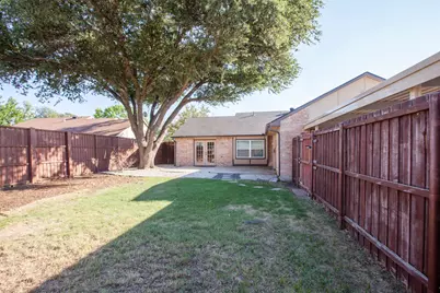 5713 Baker Drive, The Colony, TX 75056 - Photo 3