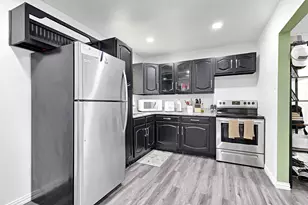 2124 Sharon Dr, Garland, TX 75041 - Photo 9