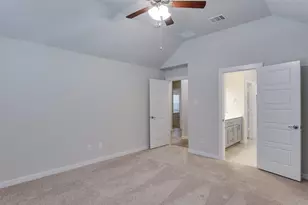 12376 Iveson Dr, Fort Worth, TX 76052 - Photo 5