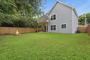 731 E Brown St, Cleburne, TX 76031 - Photo 35