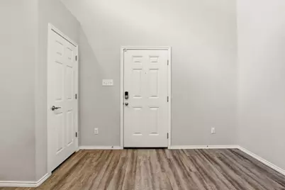 731 E Brown Street, Cleburne, TX 76031 - Photo 3