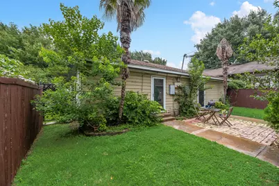 707 Parkmont Street, Dallas, TX 75214 - Photo 17