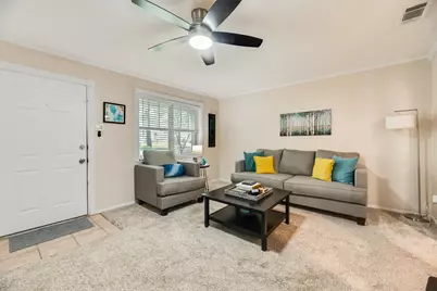 707 Parkmont Street, Dallas, TX 75214 - Photo 3