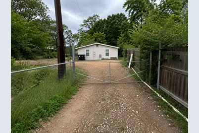 983 Main, Van, TX 75790 - Photo 15