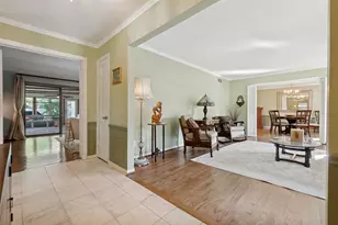 8810 Grenore Dr, Dallas, TX 75218 - Photo 7